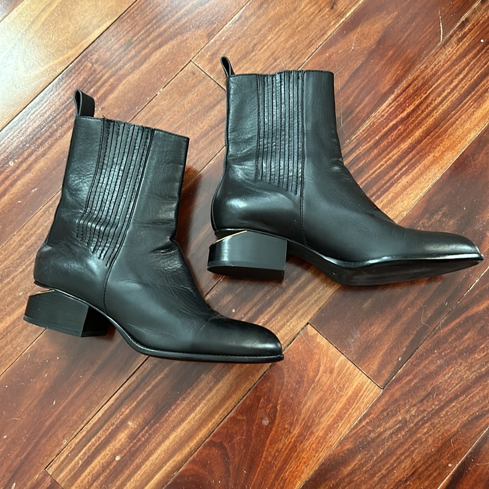 Alexander Wang Anouck Boot Black and Yellow Gold Metal Size 39.5